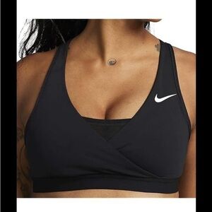 NWOT Nike Black Sports Bra